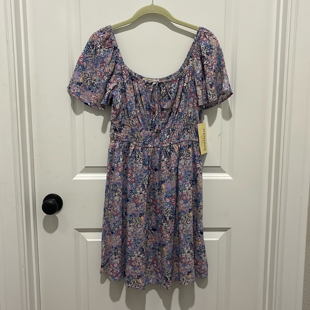 NEW Size SMALL JUNIOR Rewind brand dress from kohls